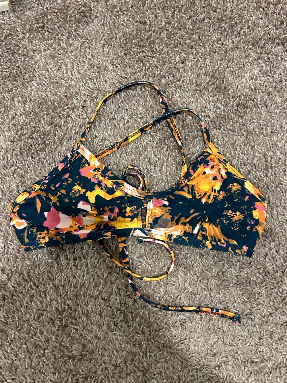 Jolyn Vent Tie Back Bikini Top Swim , size M